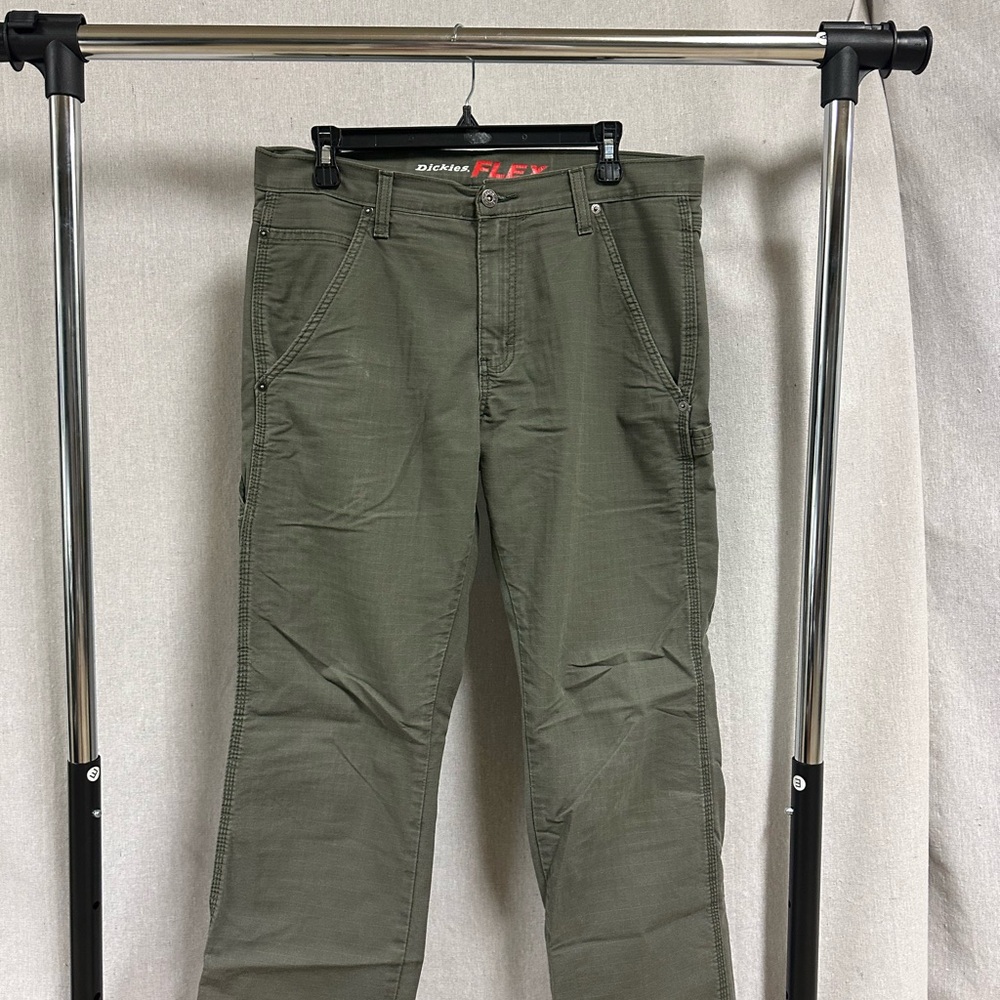 Dickies Green Chinos Classic Workwear Style